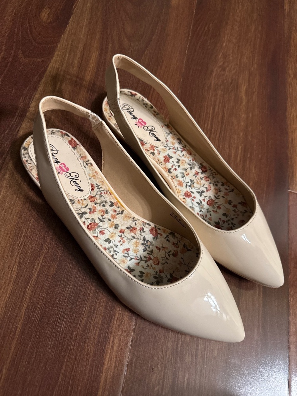 PENNY Loves KENNY Flats Size 9